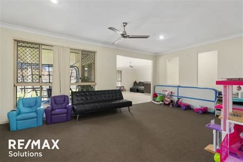 8 Versace Avenue, Bray Park, QLD 4500 for Rent 